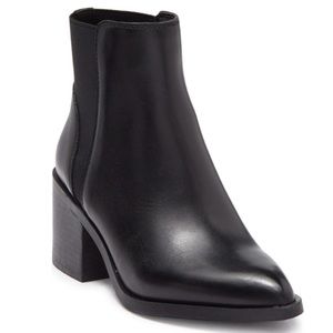 Steve Madden black arrive bootie